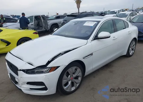 2020 Jaguar Xe S Awd Automatic z USA, uszkodzony, nr VIN SAJAJ4FX2LCP58536